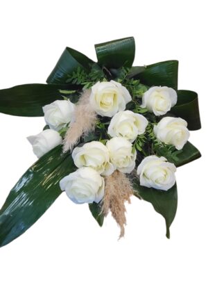 Buchet funerar din trandafiri albi